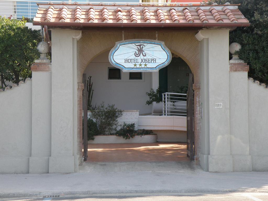 Hotel Joseph Marina di Pietrasanta Eksteriør billede