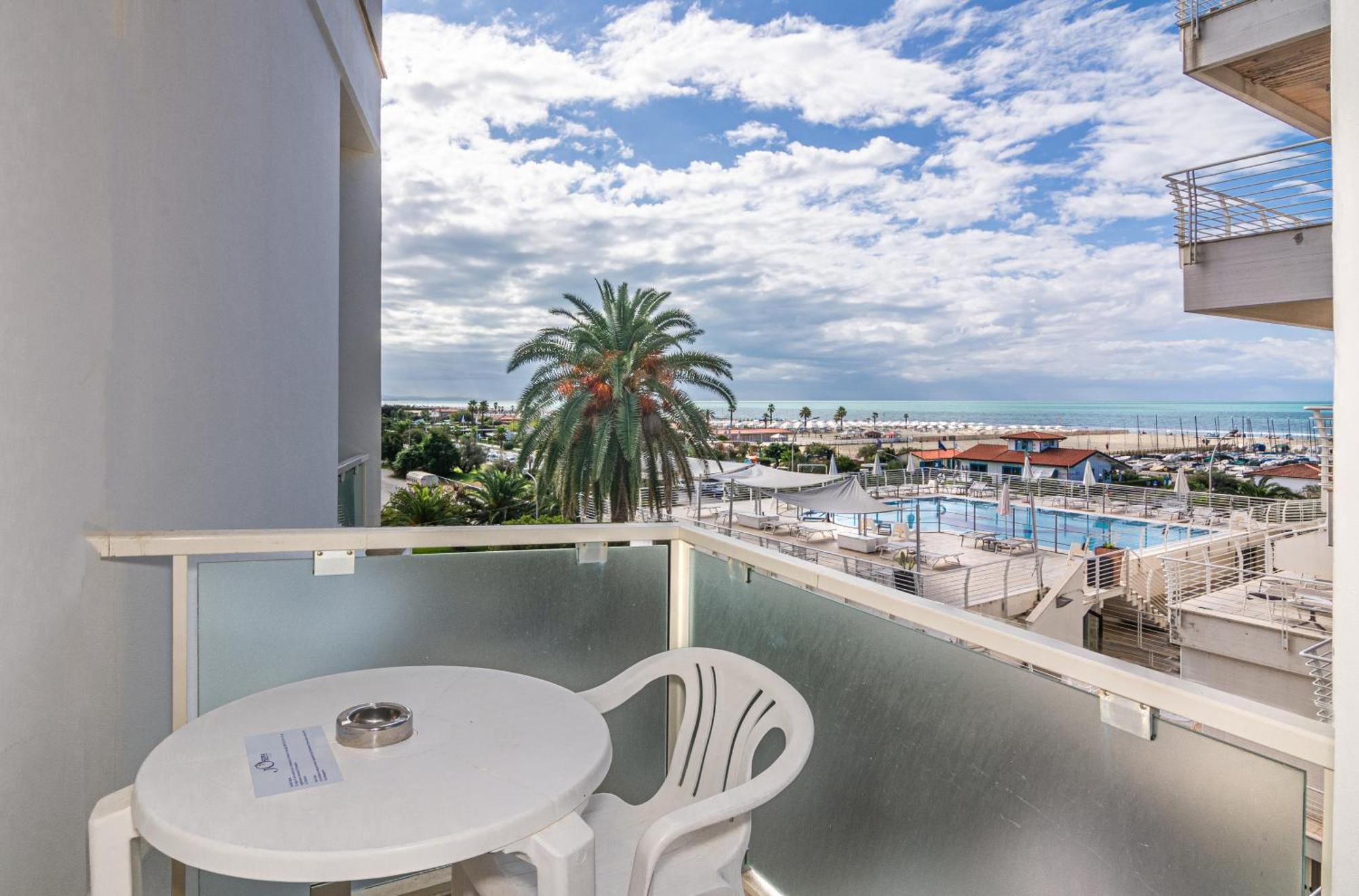 Hotel Joseph Marina di Pietrasanta Eksteriør billede